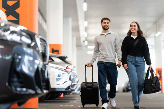 Why book your Adelaide Airport car rental online?